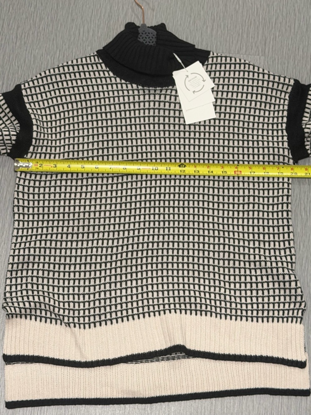 Verve Ami Black and Cream Patterned Turtleneck Sweater Medium NWT - Picture 3 of 11
